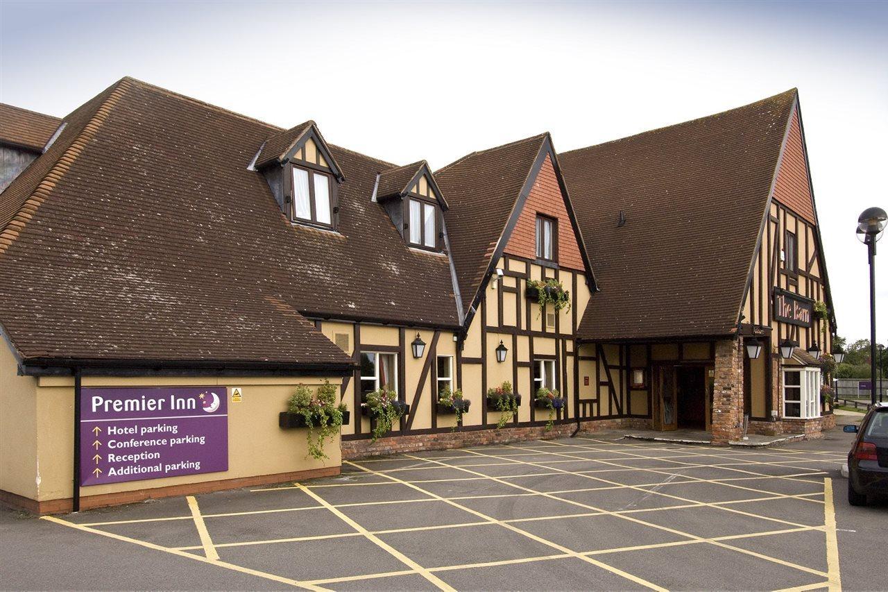 Premier Inn โซลิฮัล ภายนอก รูปภาพ