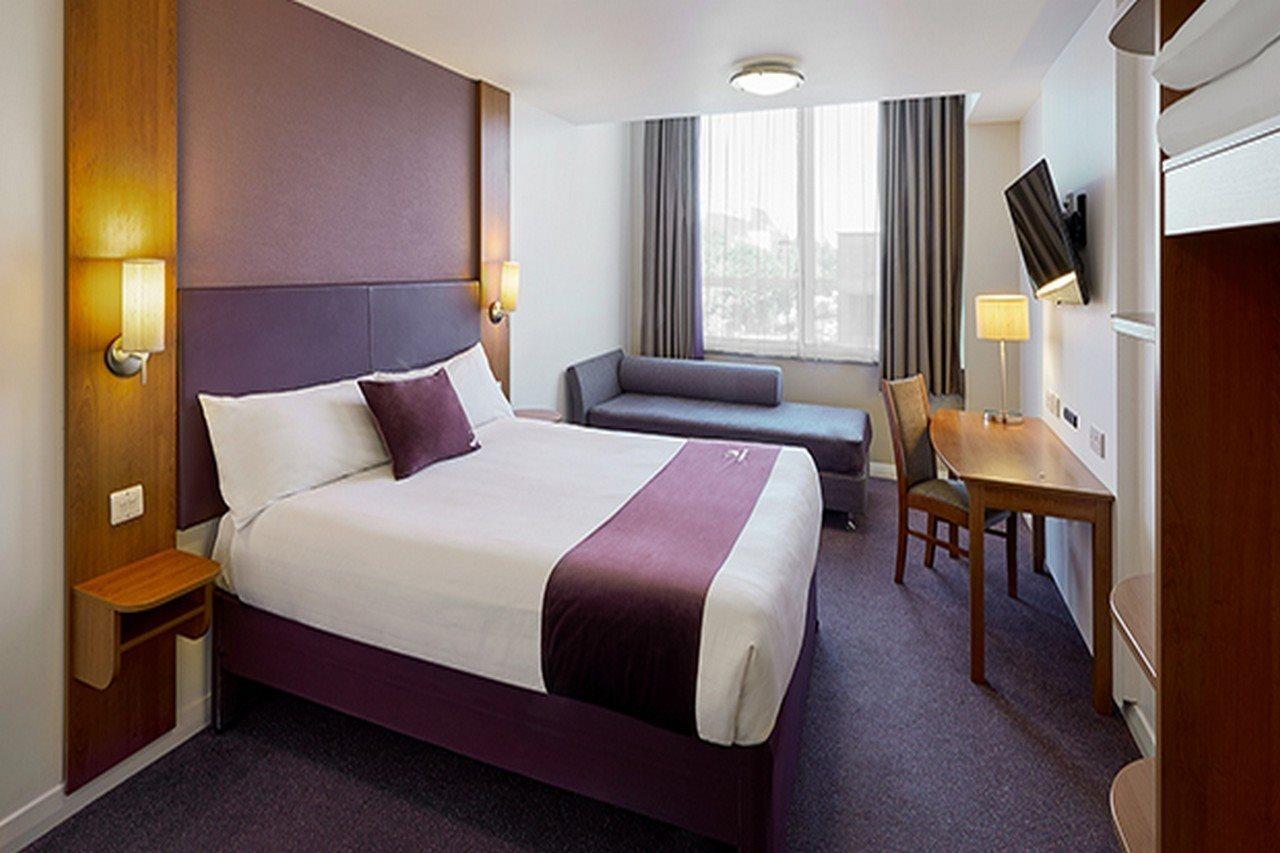 Premier Inn โซลิฮัล ภายนอก รูปภาพ